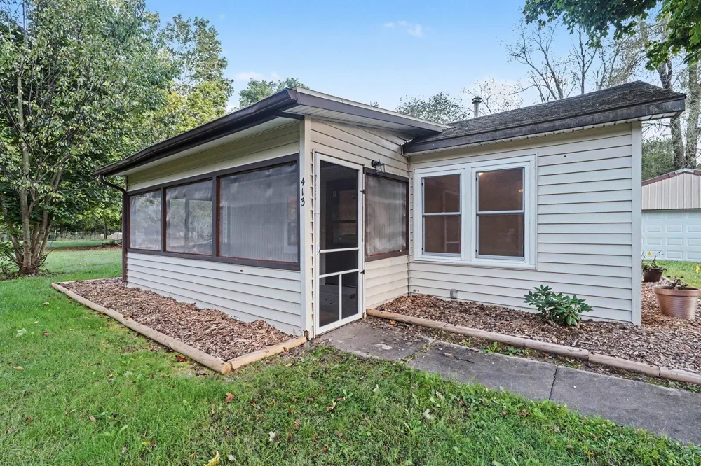 413 Marie Avenue Battle Creek City, MI 49037