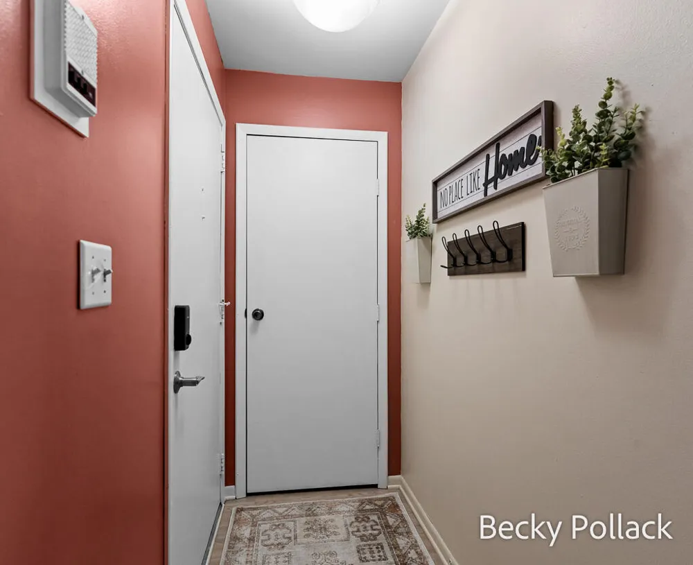7500 Boulder Bluff Drive #2 Georgetown Charter Township, MI 49428