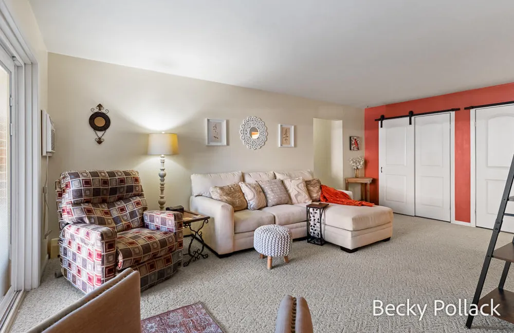 7500 Boulder Bluff Drive #2 Georgetown Charter Township, MI 49428