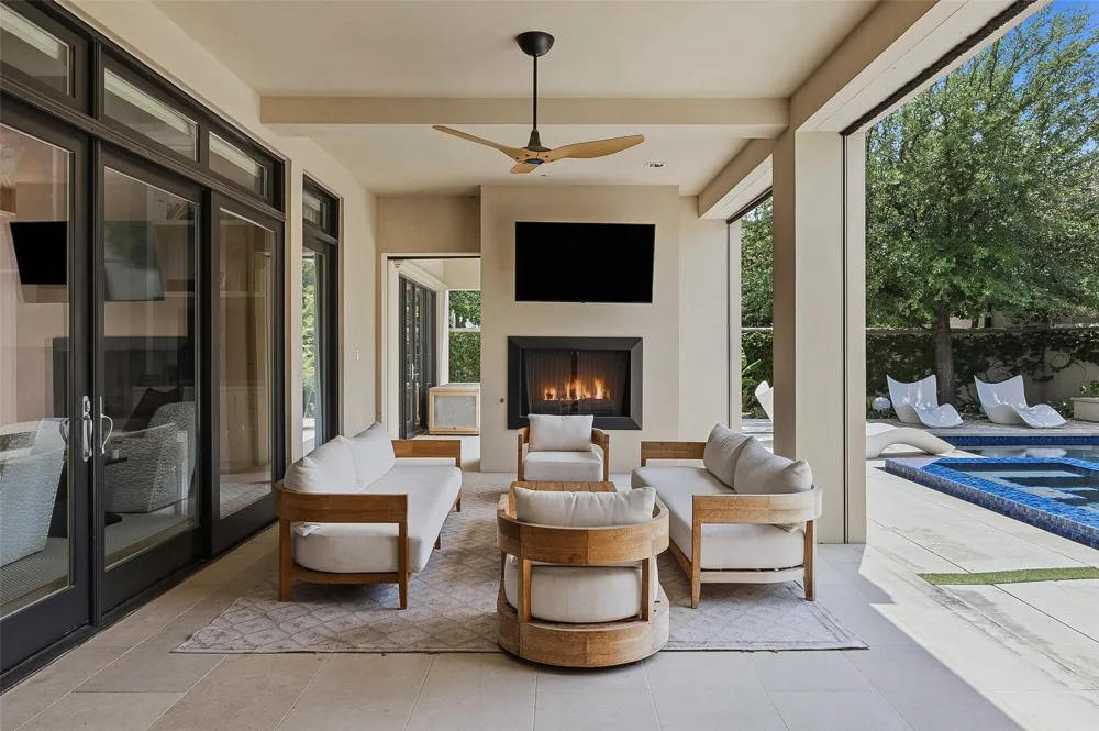 220 La Jolla Cove Westworth Village, TX 76114