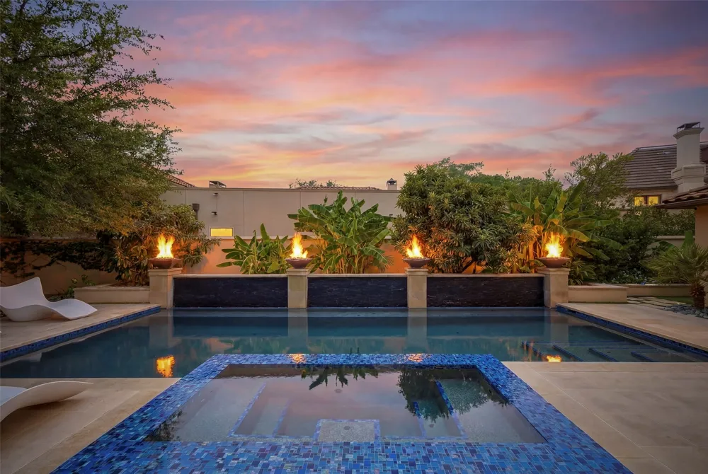 220 La Jolla Cove Westworth Village, TX 76114