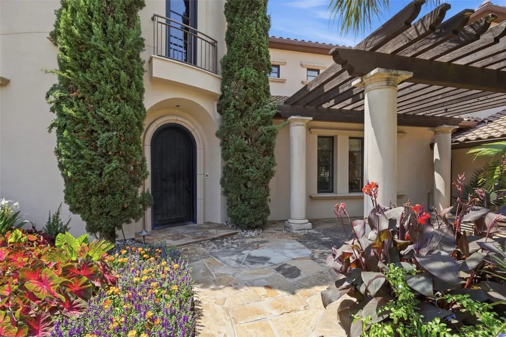 220 La Jolla Cove Westworth Village, TX 76114