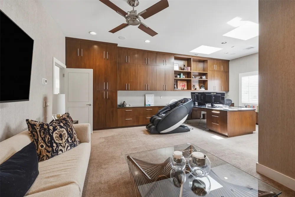 220 La Jolla Cove Westworth Village, TX 76114