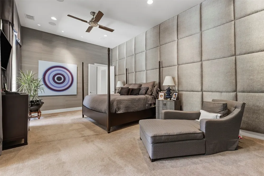220 La Jolla Cove Westworth Village, TX 76114