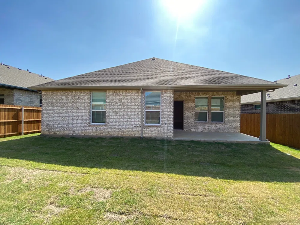 2312 redwing Drive Denton, TX 76205