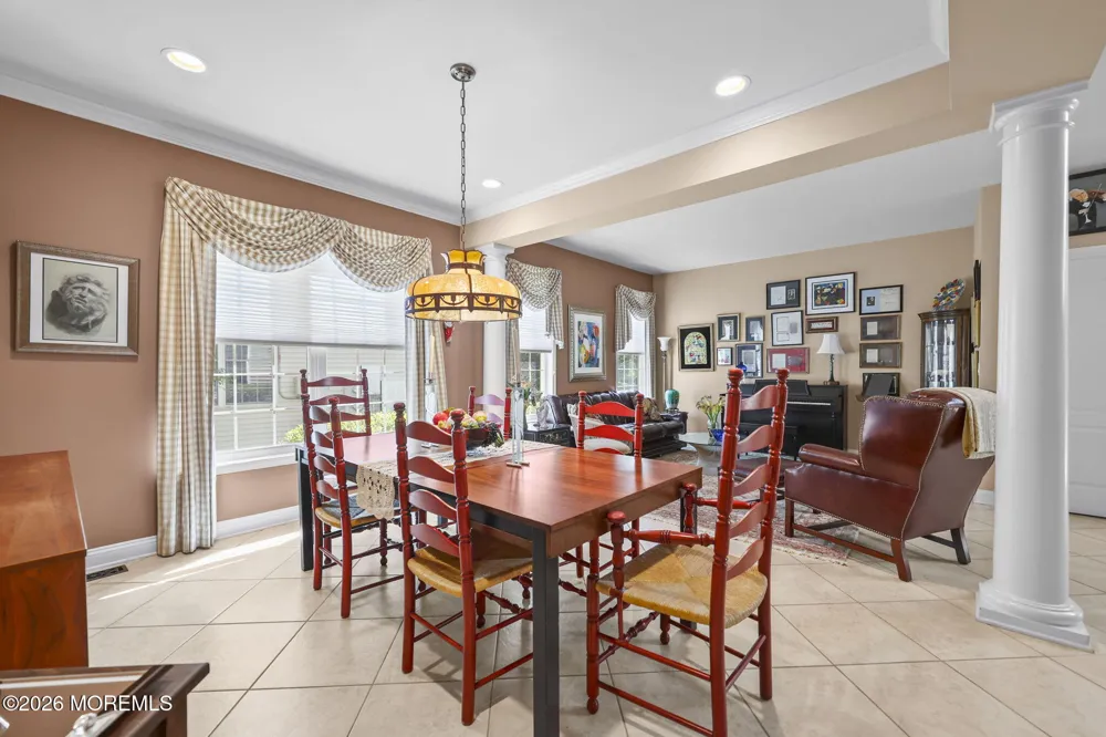23 W Parsonage Way Manalapan, NJ 07726