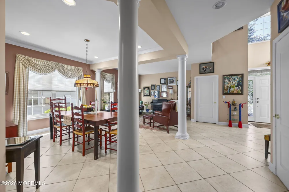 23 W Parsonage Way Manalapan, NJ 07726