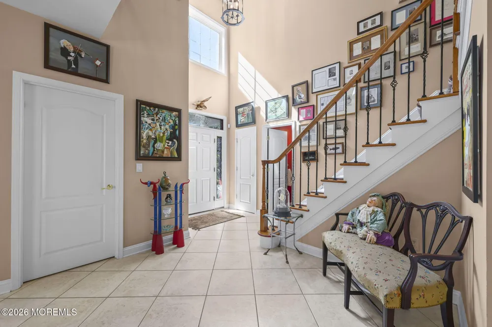 23 W Parsonage Way Manalapan, NJ 07726