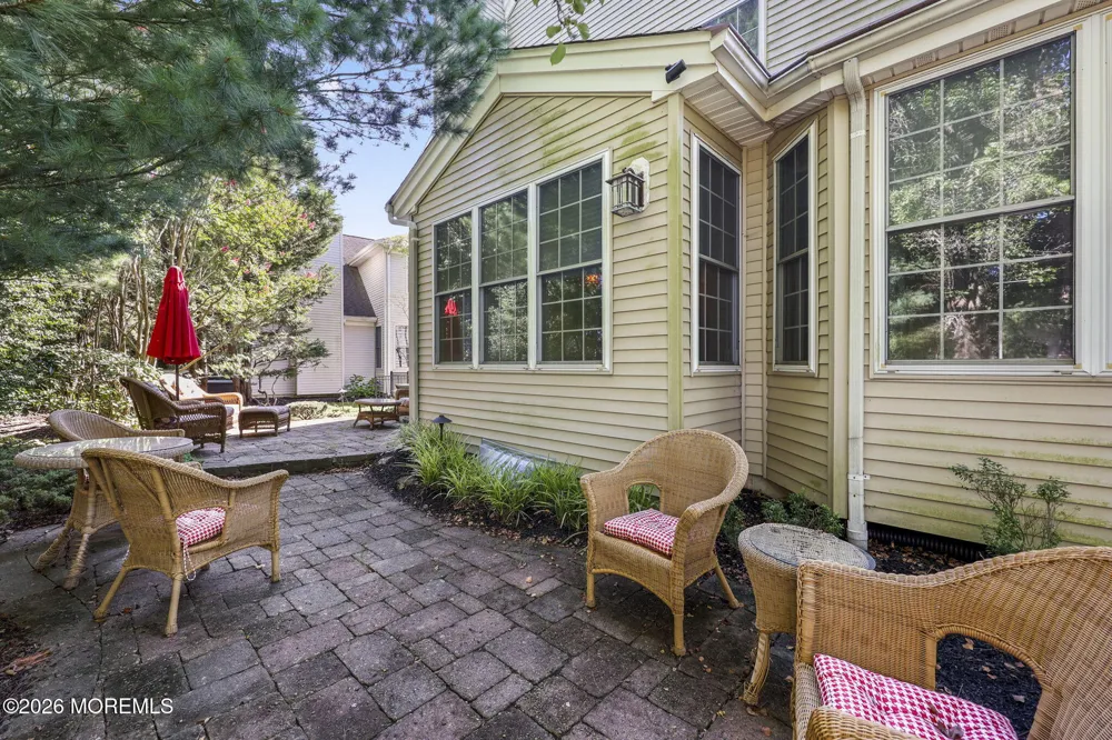 23 W Parsonage Way Manalapan, NJ 07726