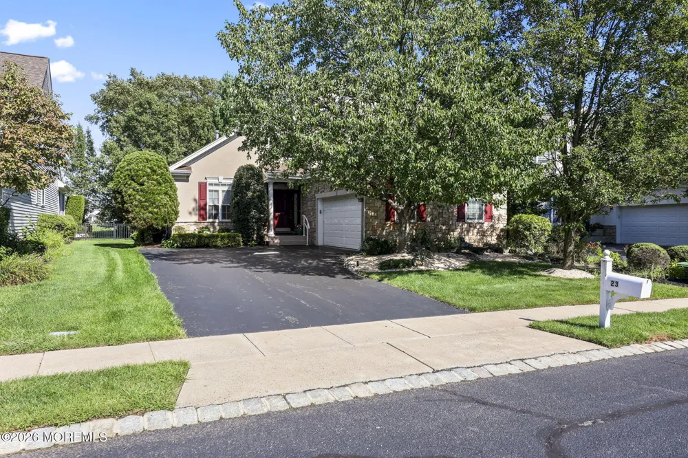 23 W Parsonage Way Manalapan, NJ 07726