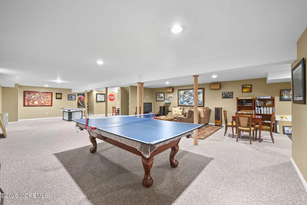 23 W Parsonage Way Manalapan, NJ 07726