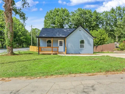1 Lucille Avenue NW