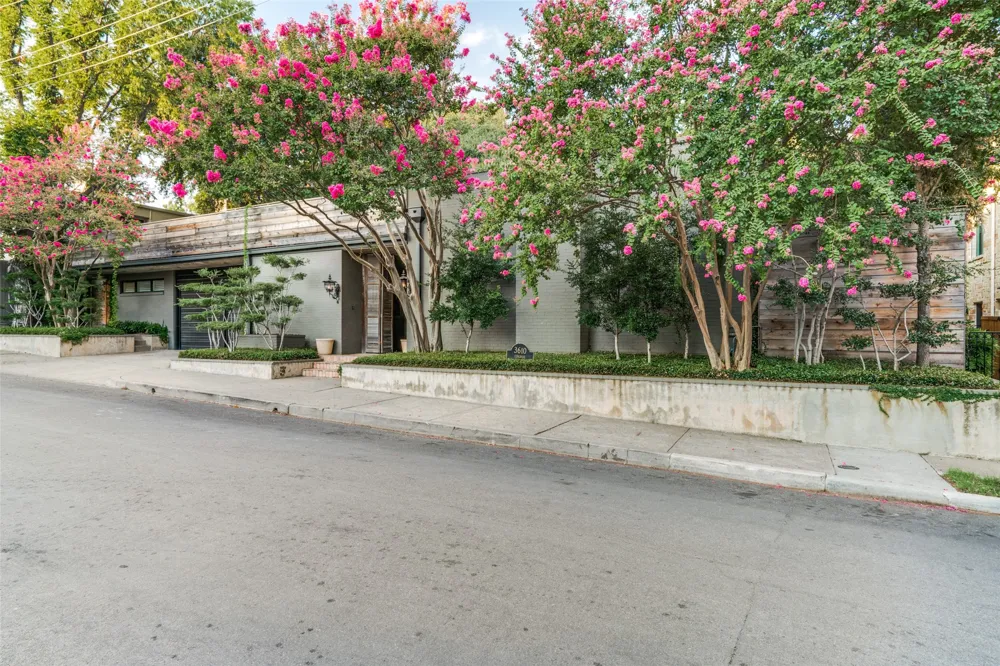 3610 Congress Avenue Dallas, TX 75219