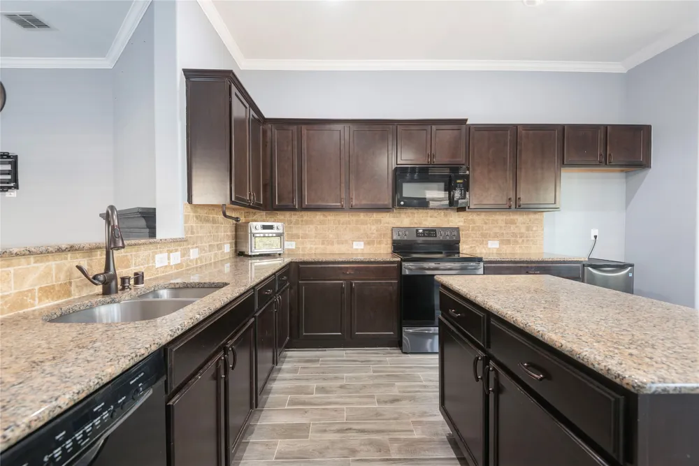 8309 Black Hills Trail Aubrey, TX 76227