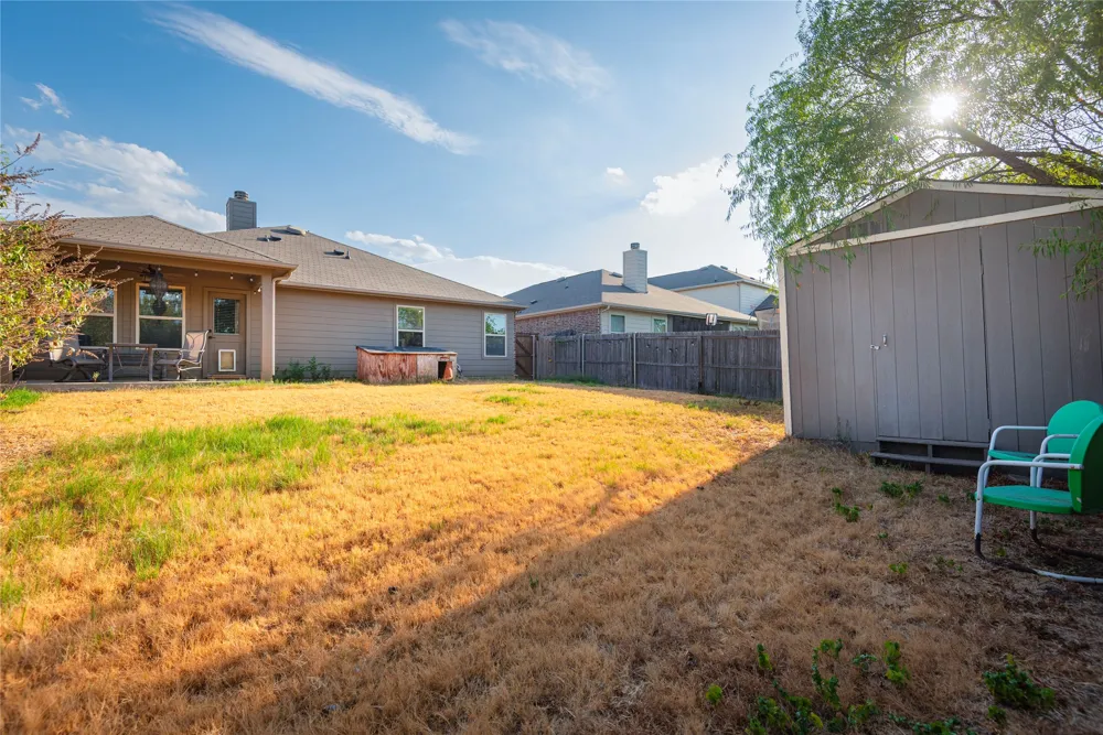 8309 Black Hills Trail Aubrey, TX 76227