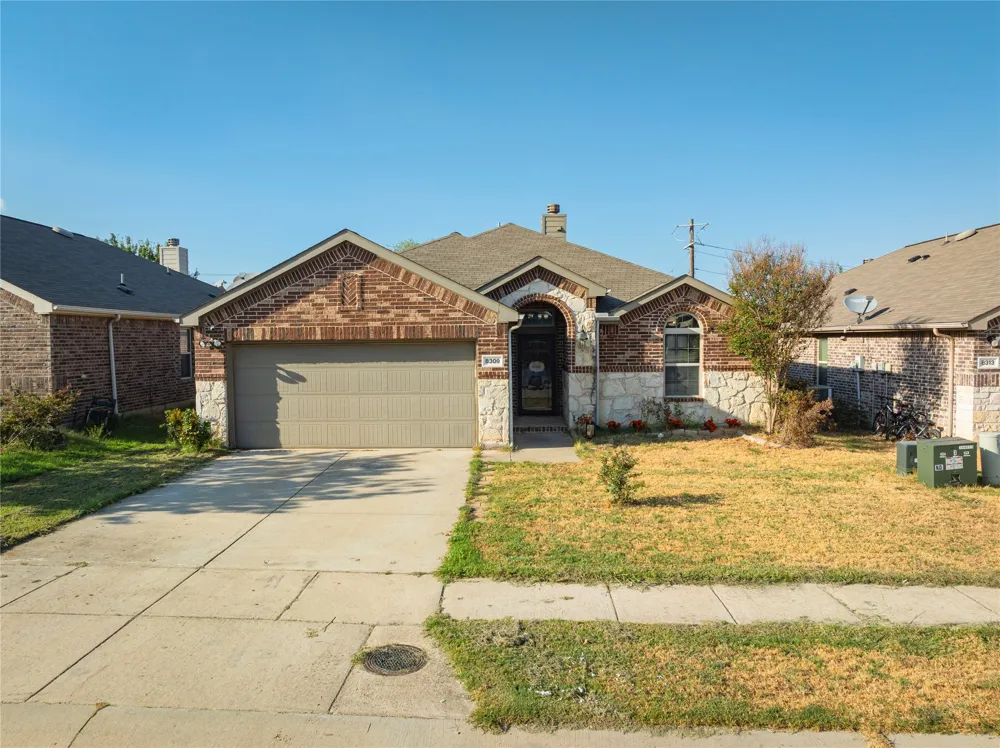 8309 Black Hills Trail Aubrey, TX 76227