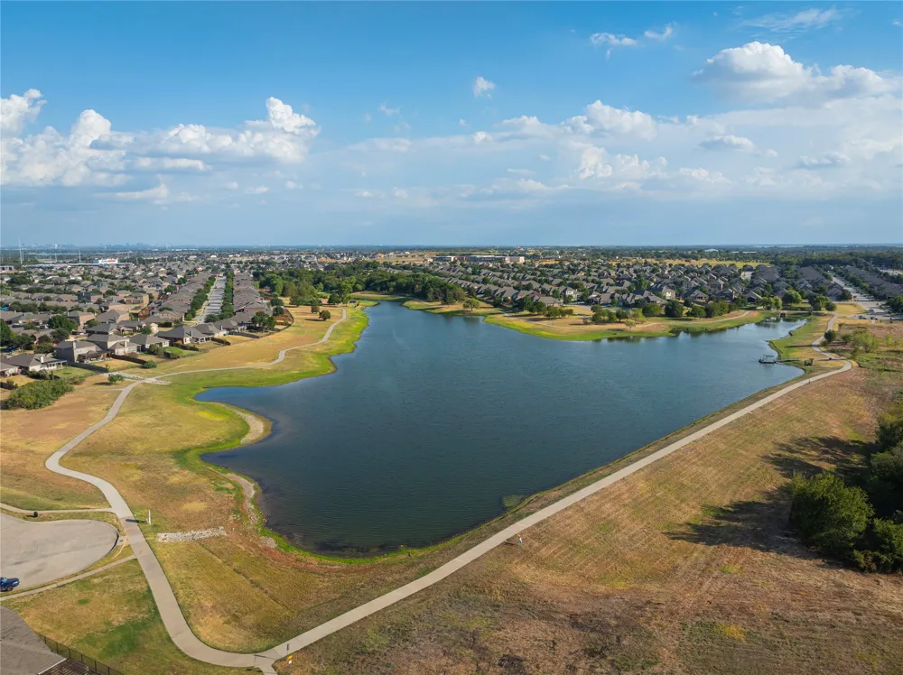 8309 Black Hills Trail Aubrey, TX 76227