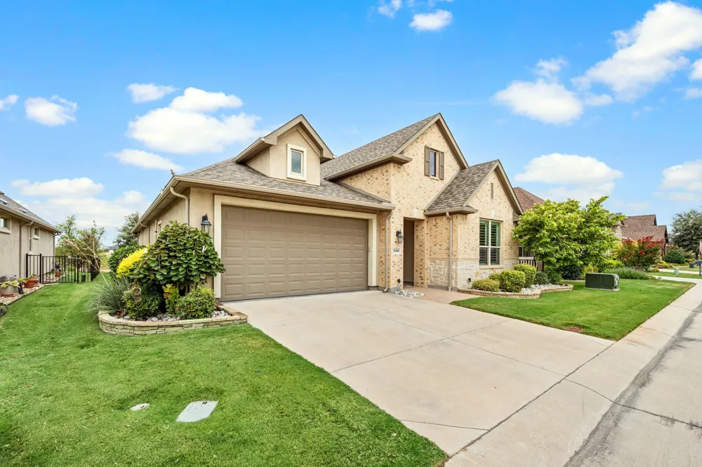 10408 Claystone Drive Denton, TX 76207