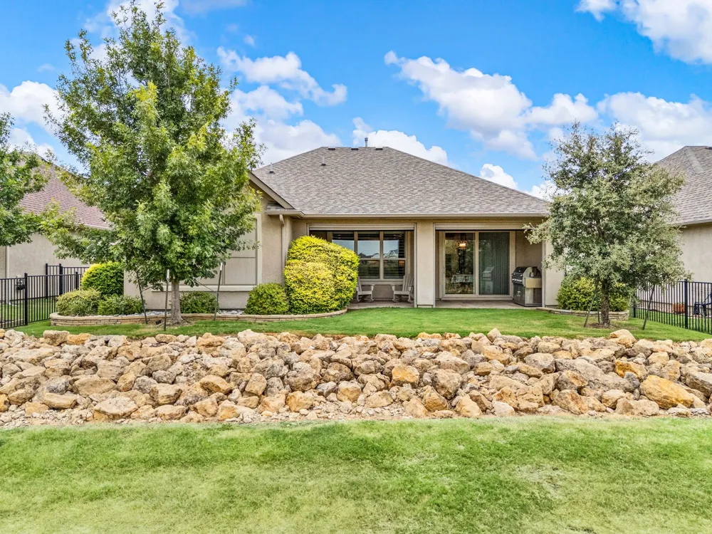 10408 Claystone Drive Denton, TX 76207