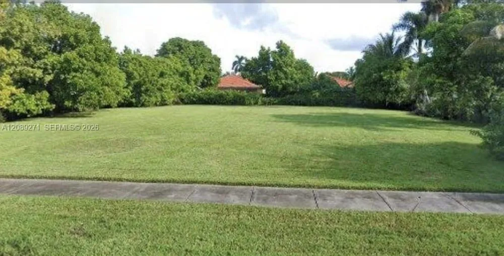 25 NW 160th St Miami, FL 33169