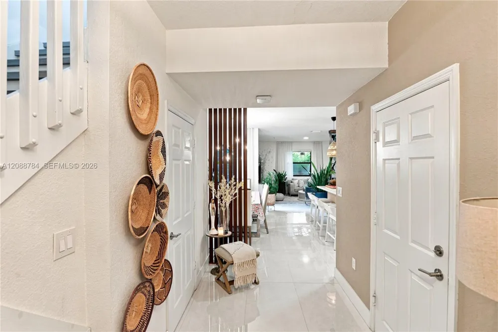 3440 W 110th St Hialeah, FL 33018