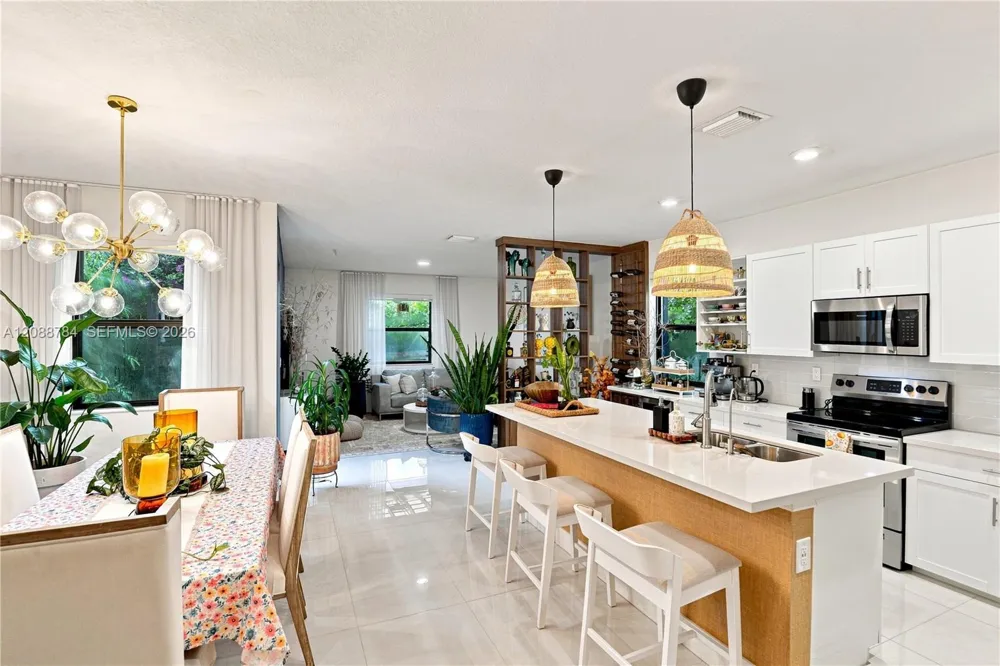 3440 W 110th St Hialeah, FL 33018