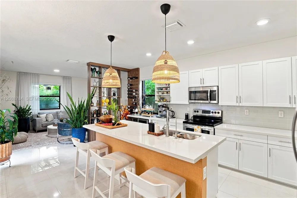 3440 W 110th St Hialeah, FL 33018