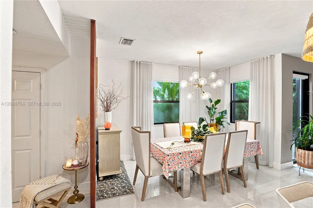 3440 W 110th St Hialeah, FL 33018