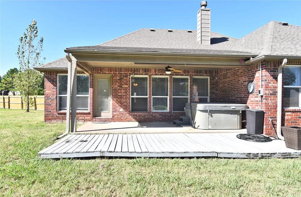 12325 Longhorn Circle Glenpool, OK 74066