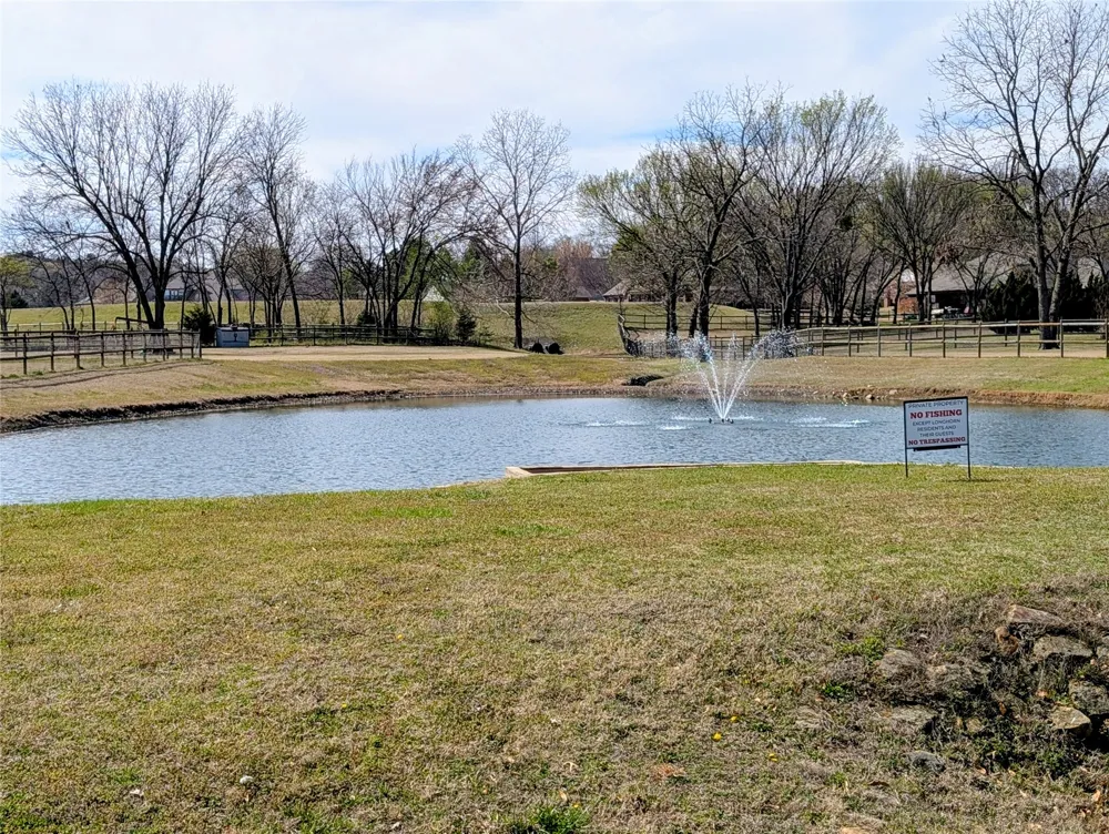 12325 Longhorn Circle Glenpool, OK 74066