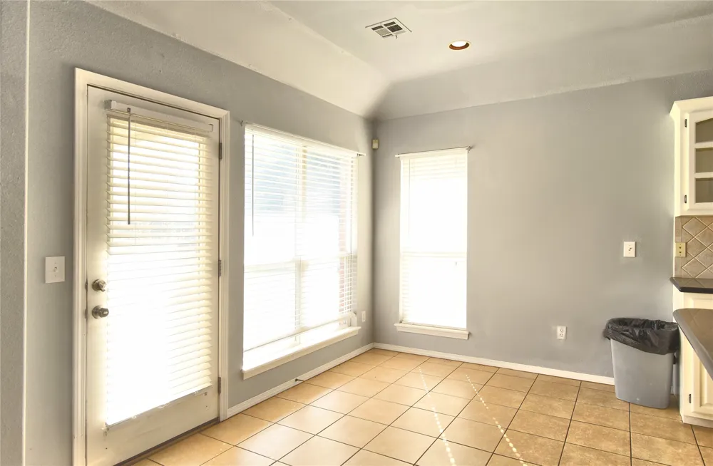 12325 Longhorn Circle Glenpool, OK 74066