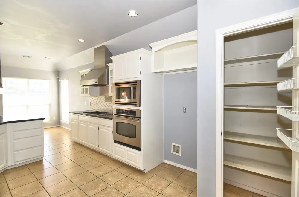 12325 Longhorn Circle Glenpool, OK 74066