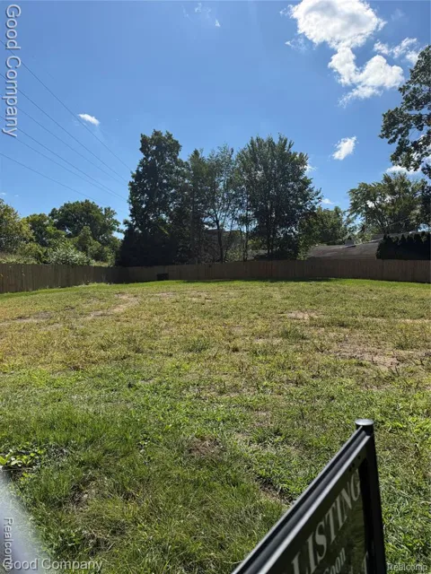 1201 Woodsboro Drive
