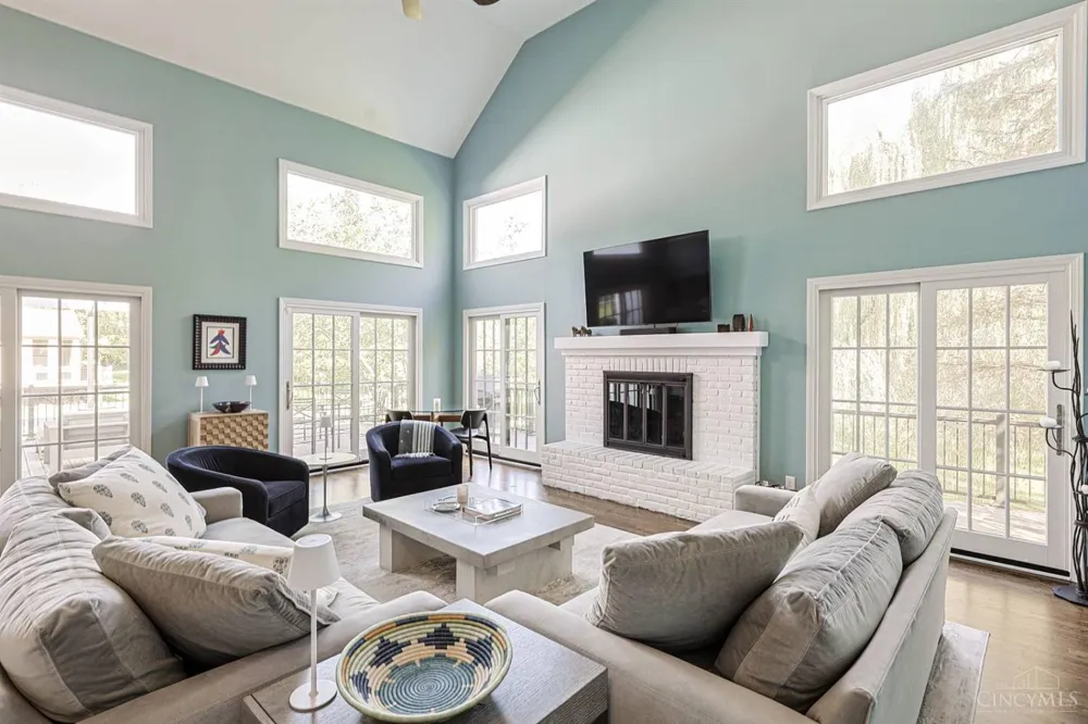 104 Hetherington Lane Glendale, OH 45246