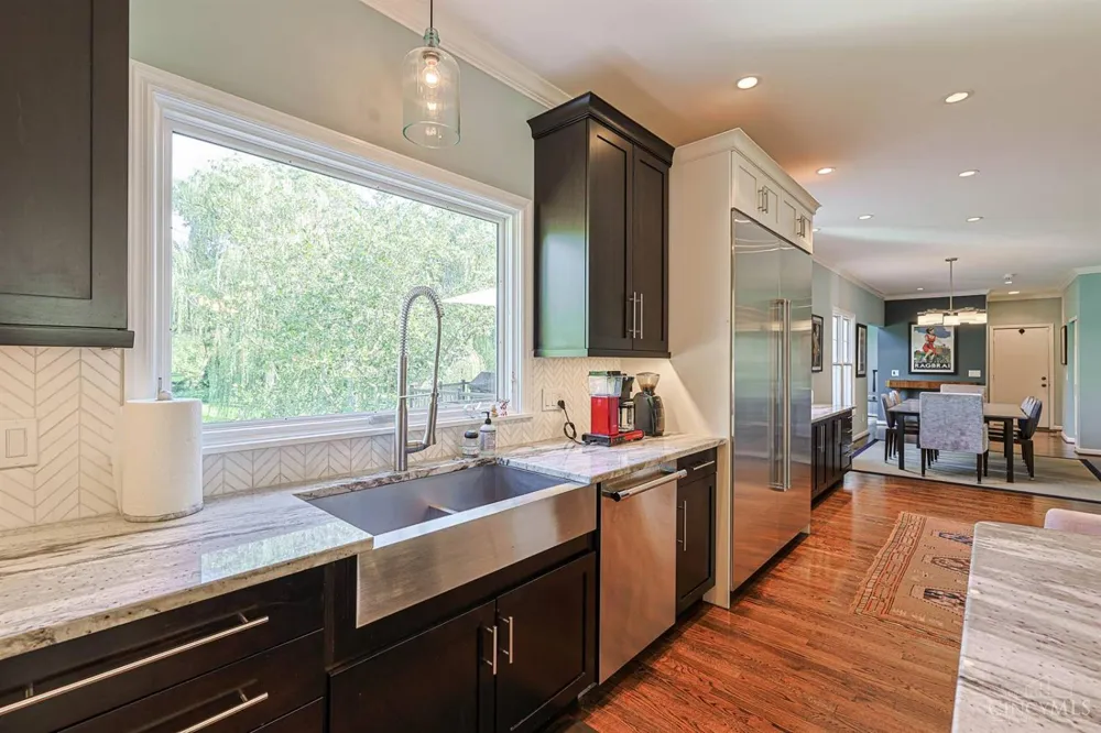 104 Hetherington Lane Glendale, OH 45246