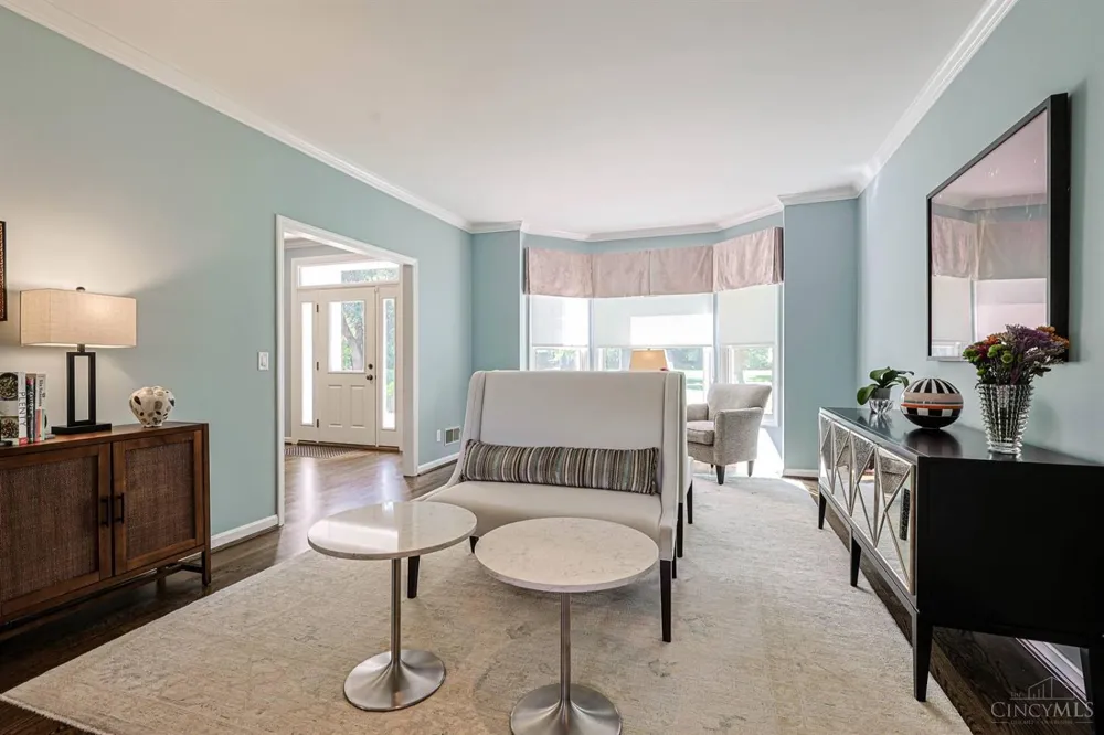 104 Hetherington Lane Glendale, OH 45246
