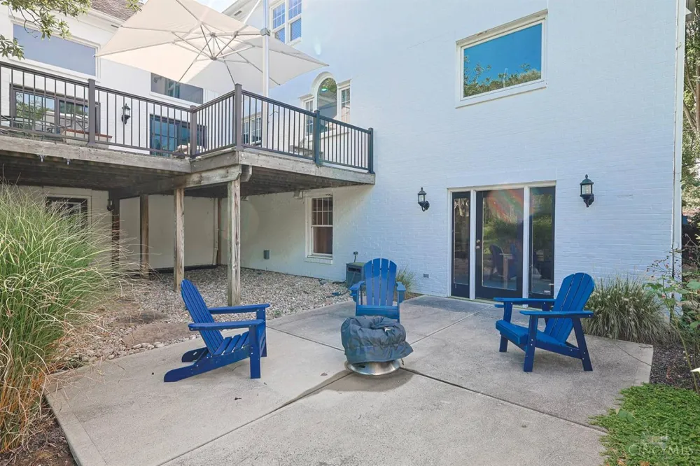 104 Hetherington Lane Glendale, OH 45246