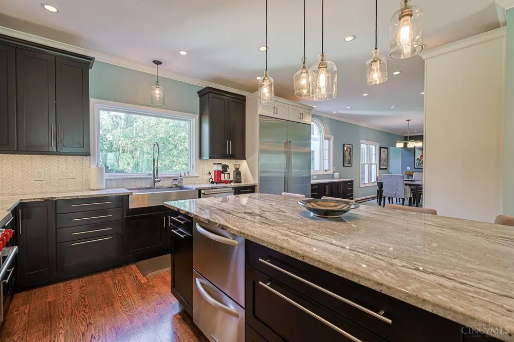 104 Hetherington Lane Glendale, OH 45246