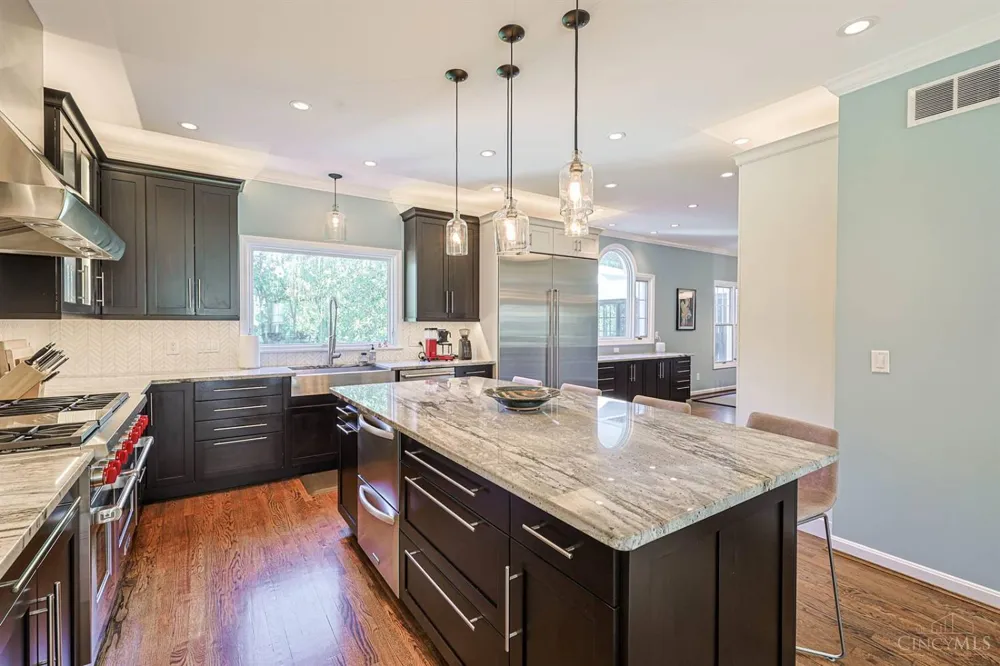 104 Hetherington Lane Glendale, OH 45246