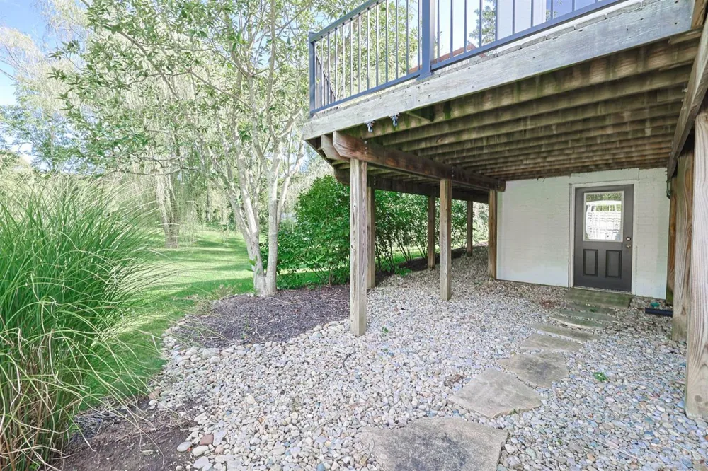 104 Hetherington Lane Glendale, OH 45246