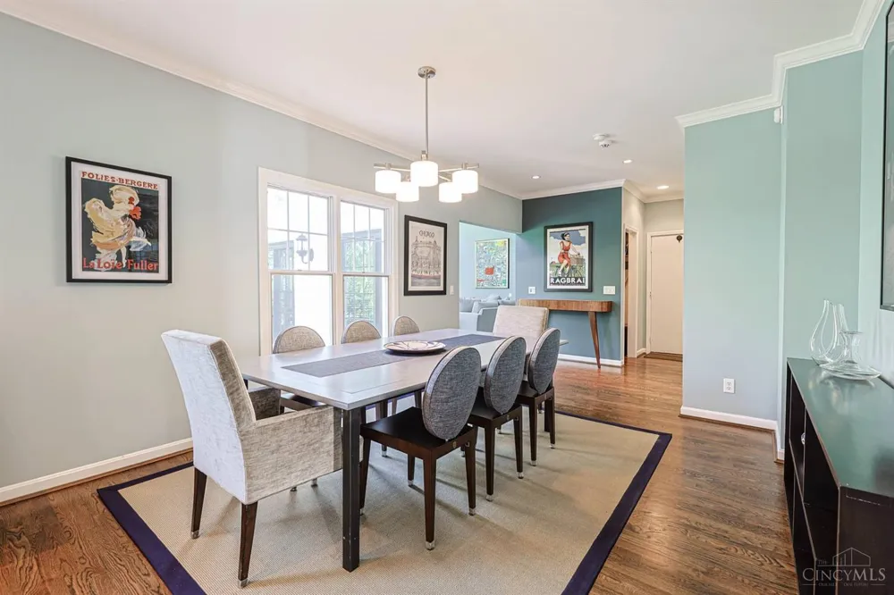 104 Hetherington Lane Glendale, OH 45246