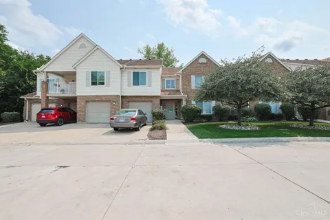 3351 Lindsay Lane #33