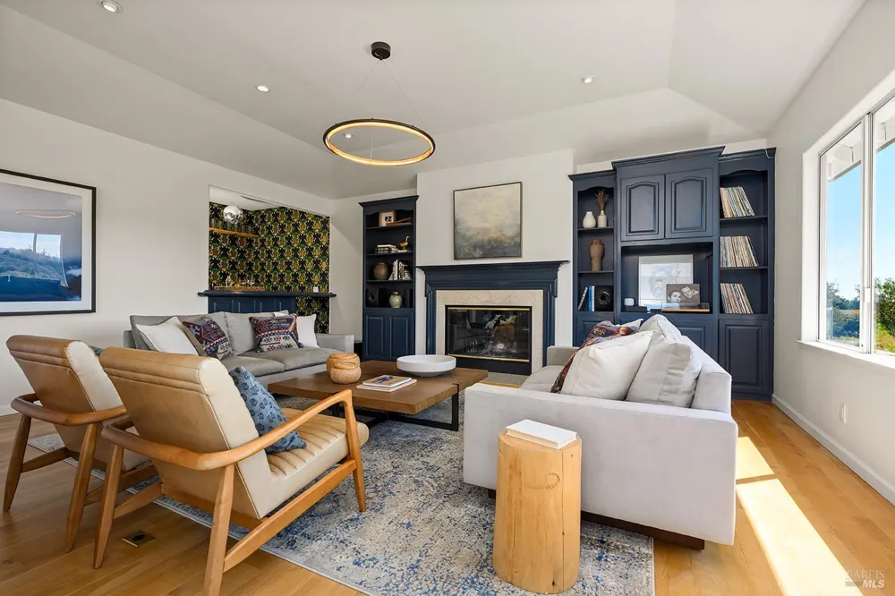 2039 Burnside Road Sebastopol, CA 95472