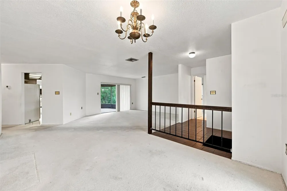 203 HILLCREST DRIVE Safety Harbor, FL 34695