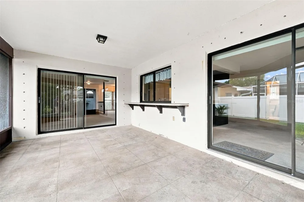 203 HILLCREST DRIVE Safety Harbor, FL 34695