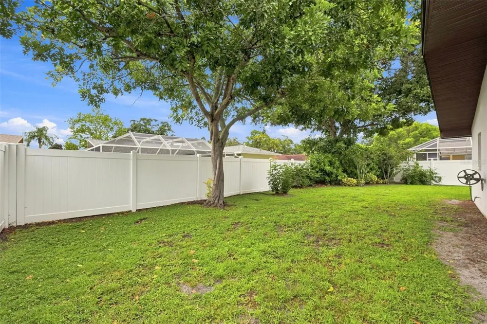 203 HILLCREST DRIVE Safety Harbor, FL 34695