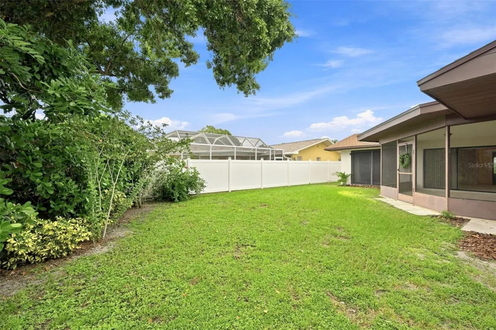 203 HILLCREST DRIVE Safety Harbor, FL 34695