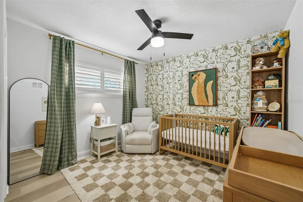 9001 BAY STREET NE St Petersburg, FL 33702