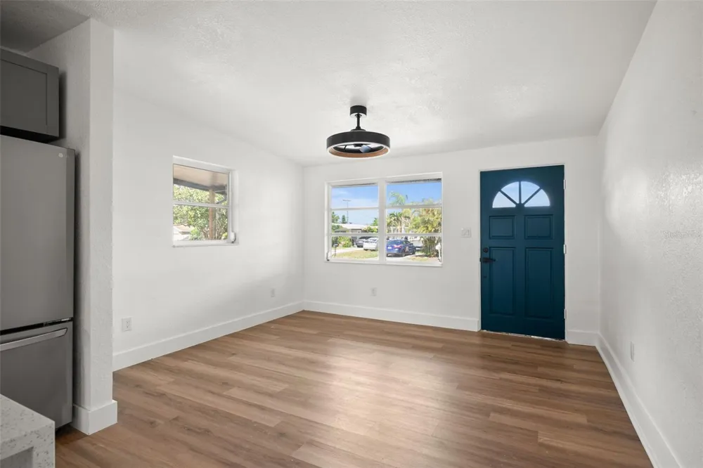 9596 GROVELAND STREET Seminole, FL 33772