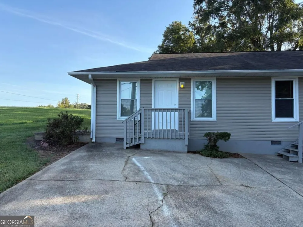 3749 Old Plainview R Oakwood, GA 30566